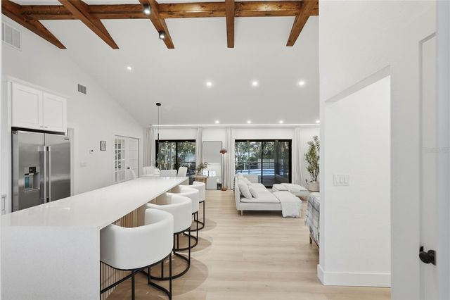 2846 PINELLAS POINT DRIVE S, St Petersburg, FL 33712