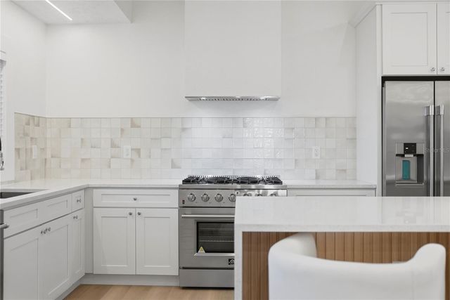 2846 PINELLAS POINT DRIVE S, St Petersburg, FL 33712