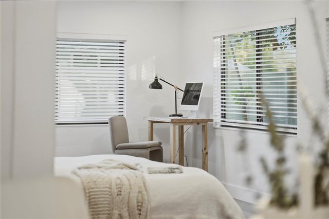 2846 PINELLAS POINT DRIVE S, St Petersburg, FL 33712