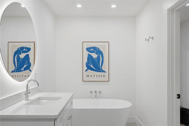 2846 PINELLAS POINT DRIVE S, St Petersburg, FL 33712