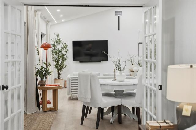 2846 PINELLAS POINT DRIVE S, St Petersburg, FL 33712