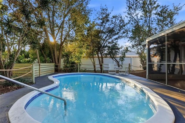 2846 PINELLAS POINT DRIVE S, St Petersburg, FL 33712