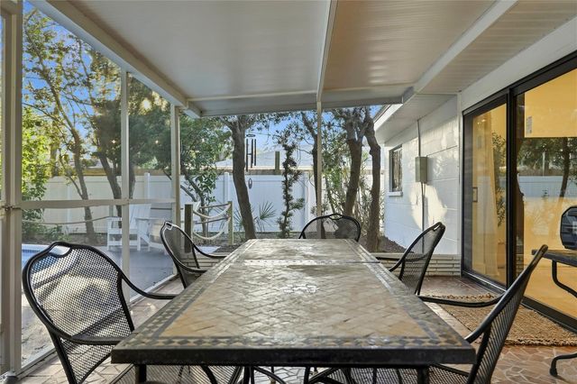 2846 PINELLAS POINT DRIVE S, St Petersburg, FL 33712