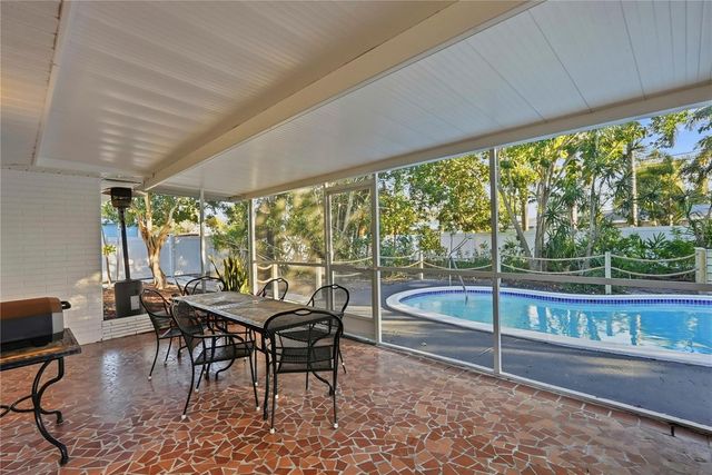 2846 PINELLAS POINT DRIVE S, St Petersburg, FL 33712