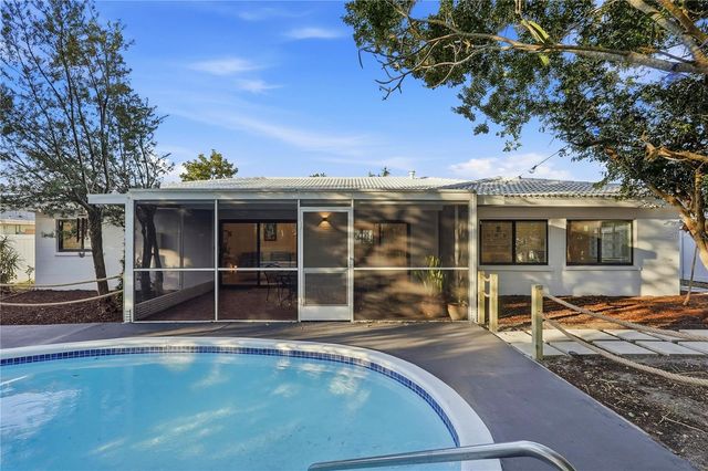 2846 PINELLAS POINT DRIVE S, St Petersburg, FL 33712