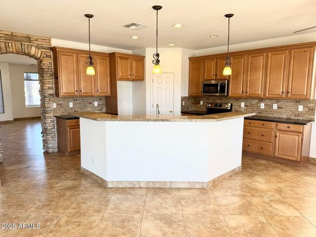 7003 S 55TH Lane, Laveen, AZ 85339