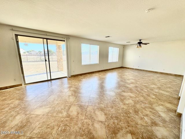 7003 S 55TH Lane, Laveen, AZ 85339