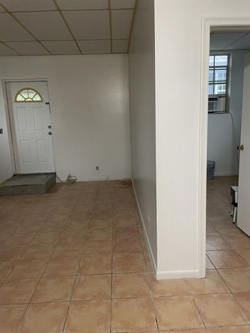 1628 Mckinley St, Hollywood, FL 33020