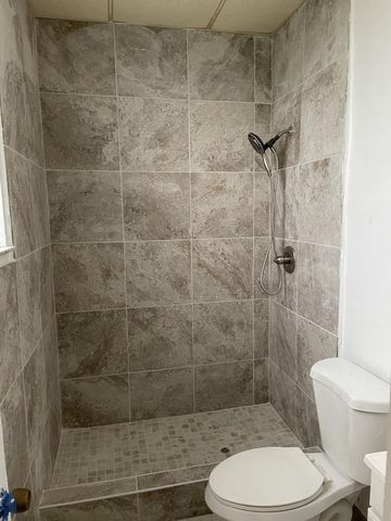 1628 Mckinley St, Hollywood, FL 33020