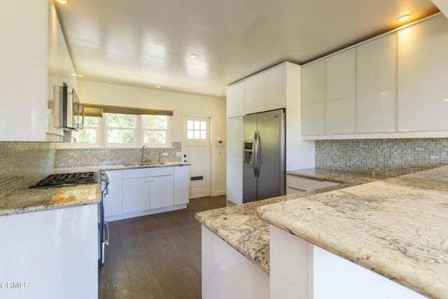 854 Oneonta Drive, South Pasadena, CA 91030