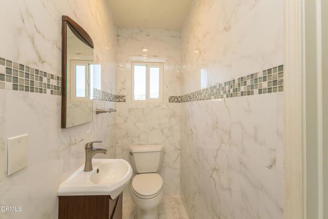 854 Oneonta Drive, South Pasadena, CA 91030