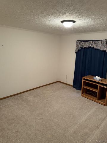 138 Ashley Circle, Swartz Creek, MI 48473