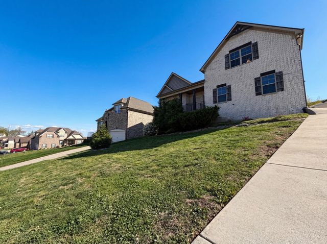 5321 Abbottswood Dr, Smyrna, TN 37167