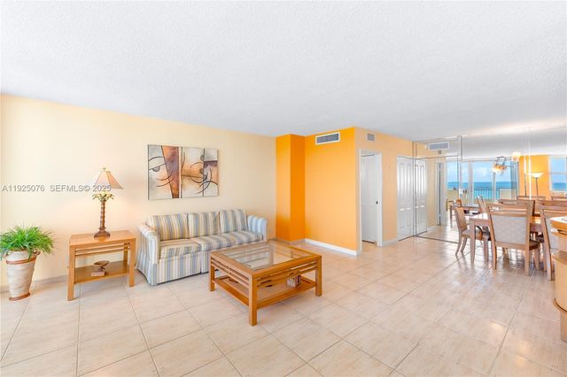 3180 S Ocean Dr 1012, Hallandale Beach, FL 33009