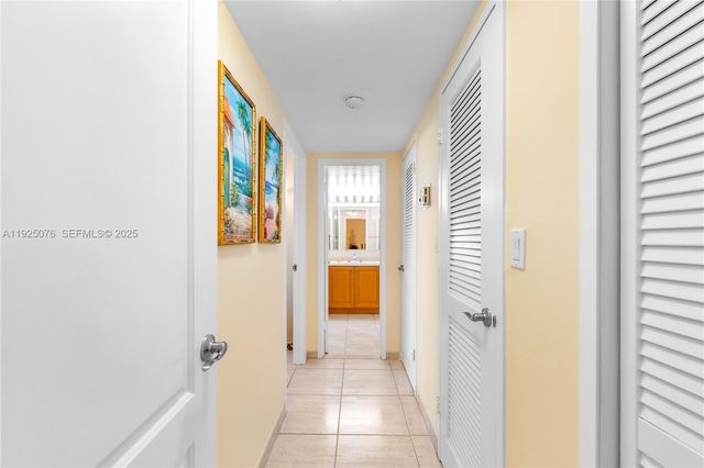 3180 S Ocean Dr 1012, Hallandale Beach, FL 33009