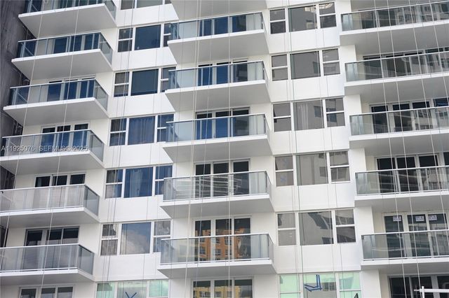 3180 S Ocean Dr 1012, Hallandale Beach, FL 33009