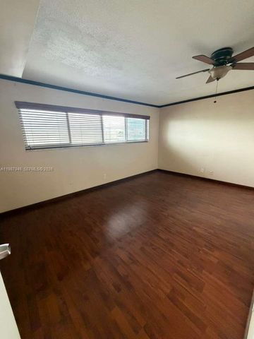 200 S Waterway Dr S 303, Lantana, FL 33462