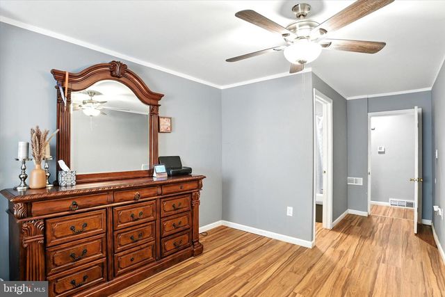 1024 E LISBURN ROAD, Mechanicsburg, PA 17055