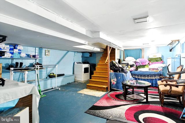 1024 E LISBURN ROAD, Mechanicsburg, PA 17055