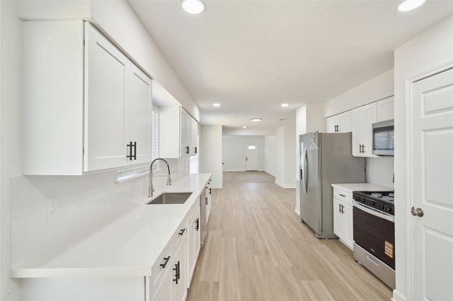 13514 Clarewood Drive, Houston, TX 77083