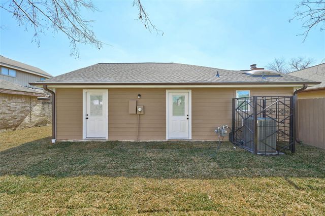 13514 Clarewood Drive, Houston, TX 77083