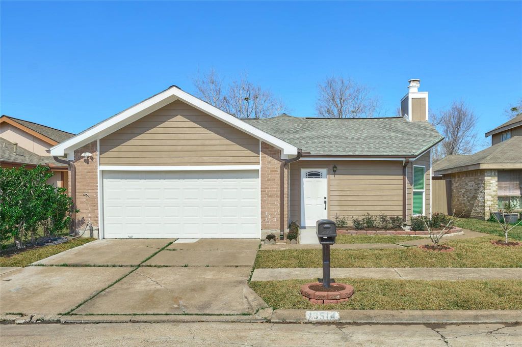 13514 Clarewood Drive, Houston, TX 77083