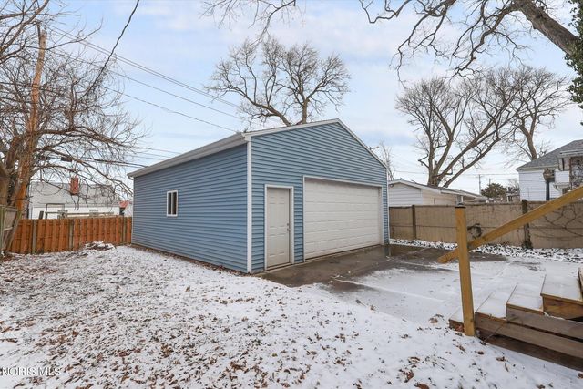 2544 Charlestown Avenue, Toledo, OH 43613