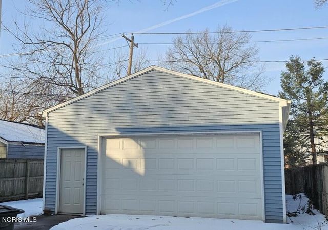 2544 Charlestown Avenue, Toledo, OH 43613