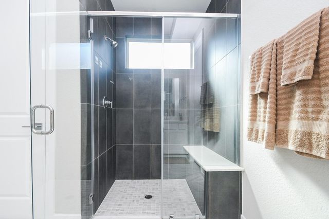 7530 Coral Lake Drive, Cypress, TX 77433