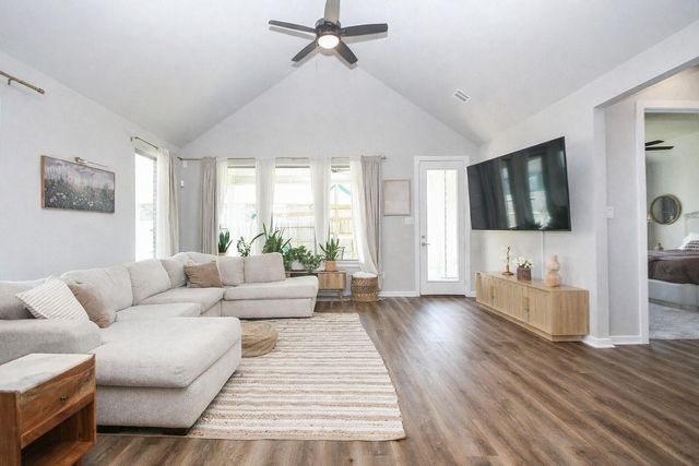 7530 Coral Lake Drive, Cypress, TX 77433