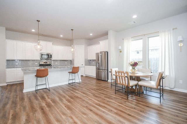 7530 Coral Lake Drive, Cypress, TX 77433