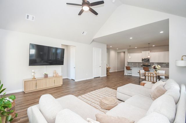 7530 Coral Lake Drive, Cypress, TX 77433