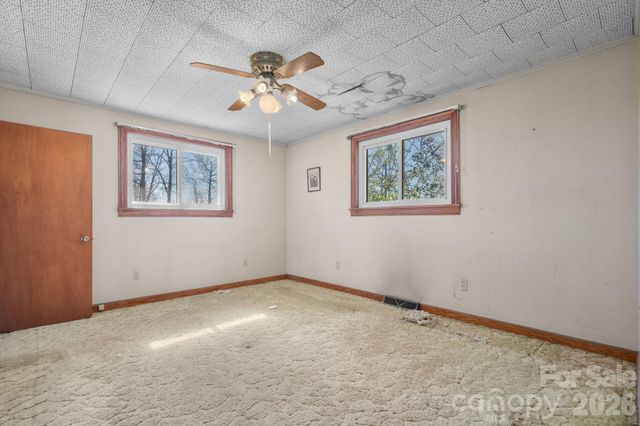 4914 E Nc 10 Highway, Catawba, NC 28609