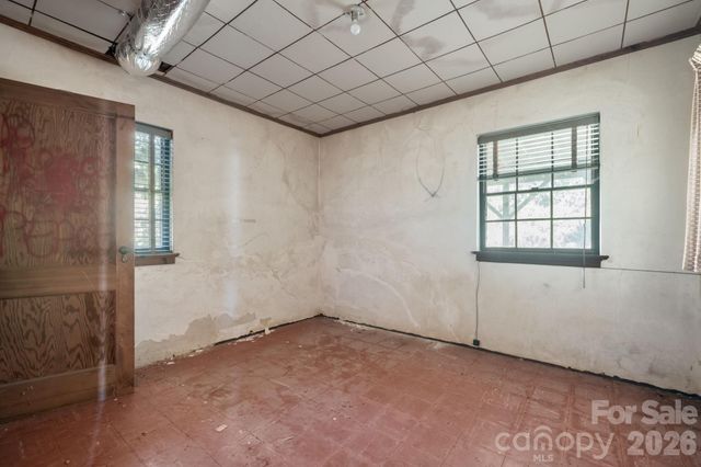 4914 E Nc 10 Highway, Catawba, NC 28609