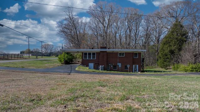 4914 E Nc 10 Highway, Catawba, NC 28609