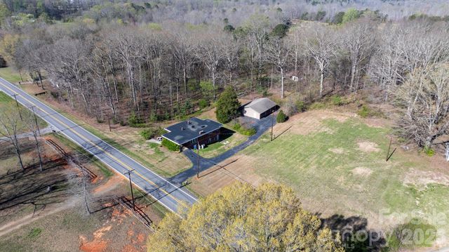 4914 E Nc 10 Highway, Catawba, NC 28609