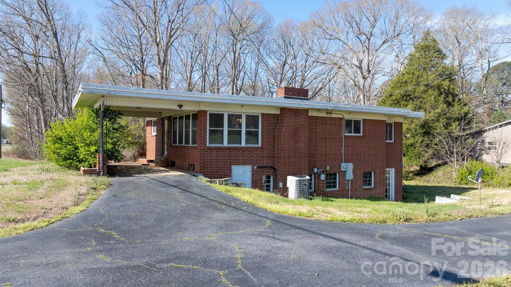 4914 E Nc 10 Highway, Catawba, NC 28609