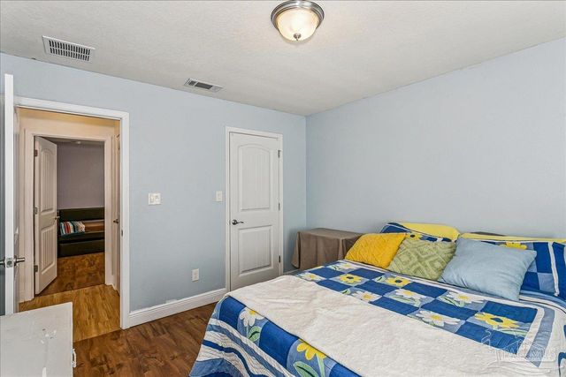 897 Jacobs Way, Cantonment, FL 32533