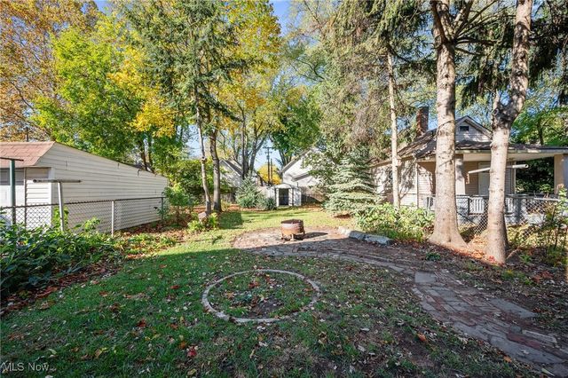 2568 W 10th Street, Cleveland, OH 44113