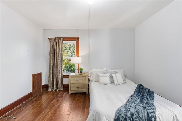 2568 W 10th Street, Cleveland, OH 44113