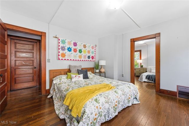 2568 W 10th Street, Cleveland, OH 44113