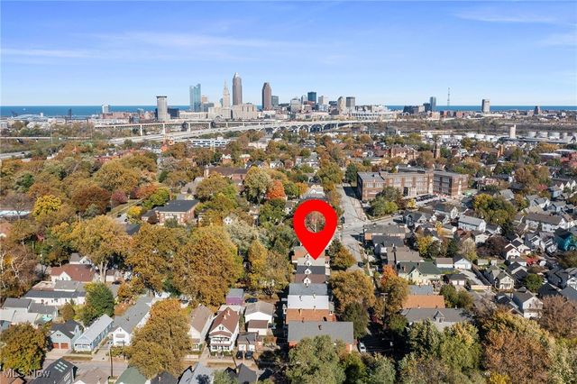 2568 W 10th Street, Cleveland, OH 44113