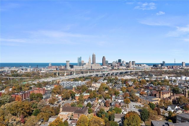 2568 W 10th Street, Cleveland, OH 44113