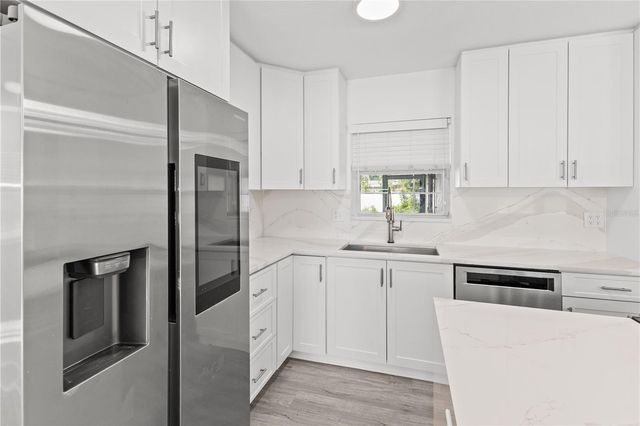 2090 75TH STREET N, St Petersburg, FL 33710