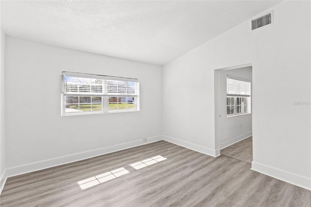 2090 75TH STREET N, St Petersburg, FL 33710