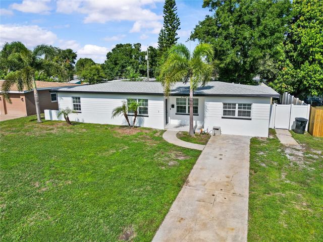 2090 75TH STREET N, St Petersburg, FL 33710