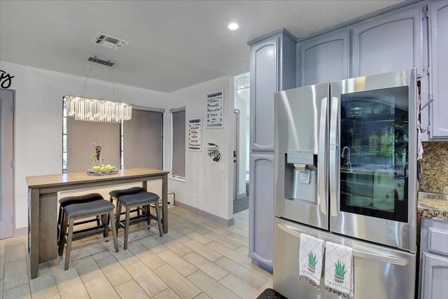 8346 Floxtree Ct, Sacramento, CA 95828