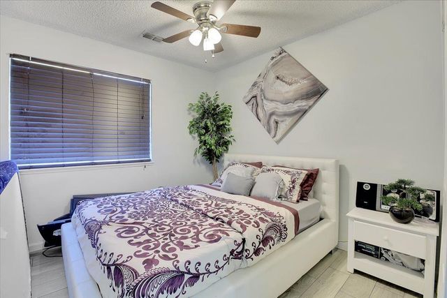 8346 Floxtree Ct, Sacramento, CA 95828