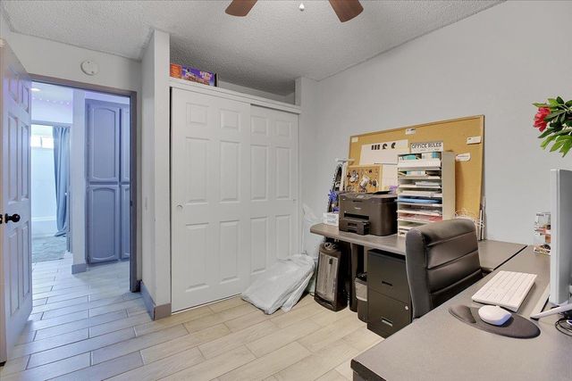 8346 Floxtree Ct, Sacramento, CA 95828