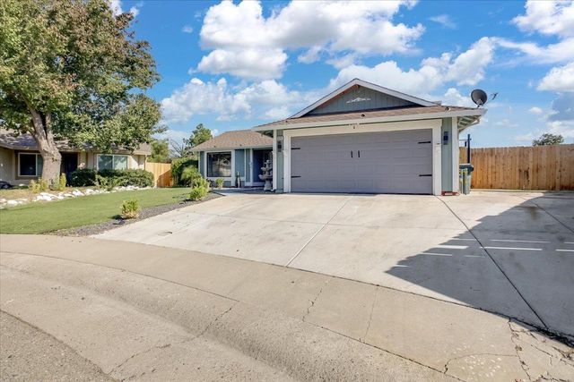 8346 Floxtree Ct, Sacramento, CA 95828